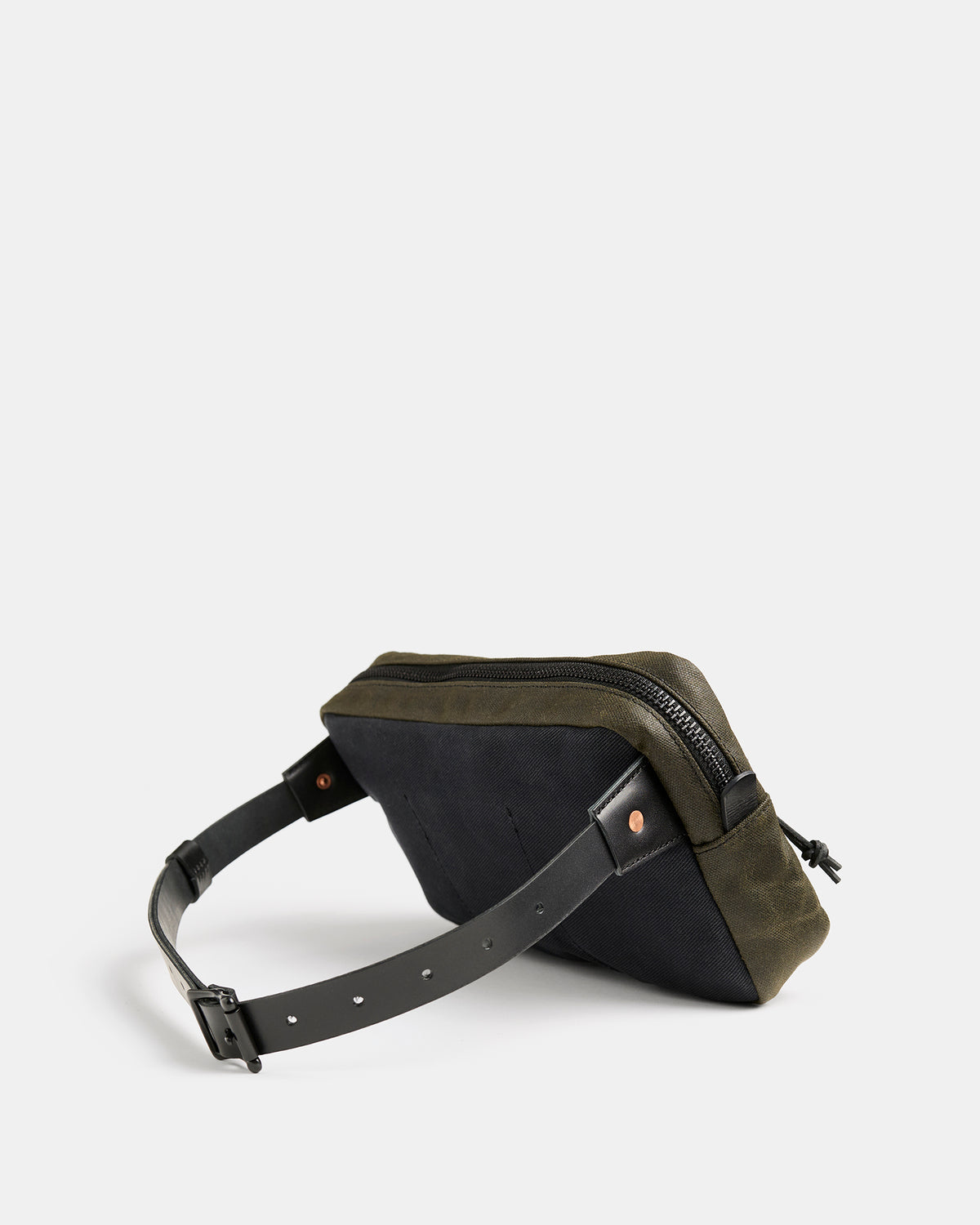 Töfte crossbody bag in black waxed canvas and Tärnsjö leather from back