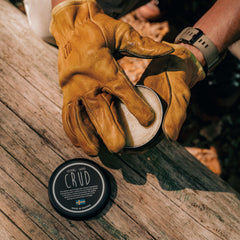 Crud leather wax made from natural ingredients for leather care