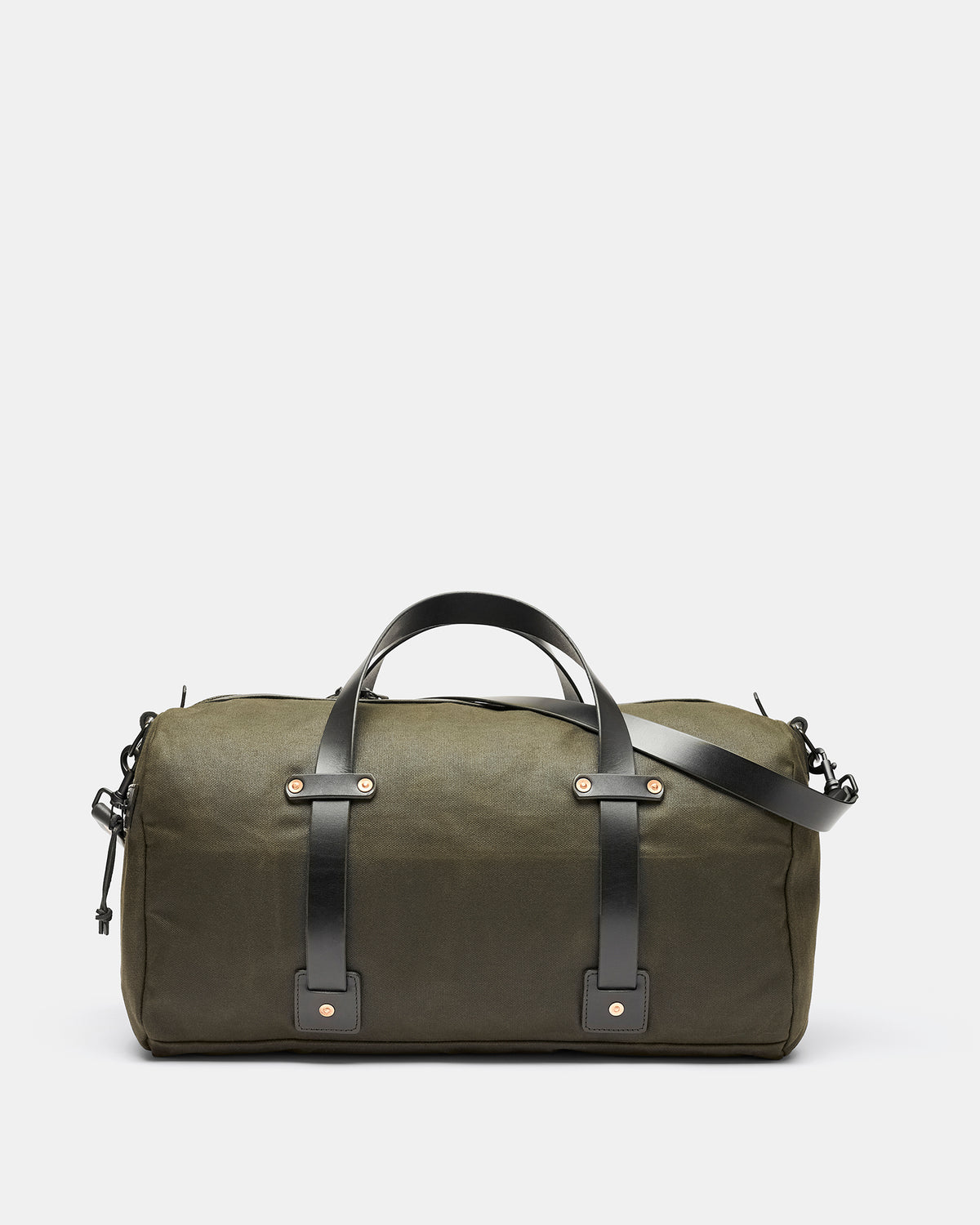Kvåle Swedish-made travel duffel bag with vegetable-tanned leather details backside